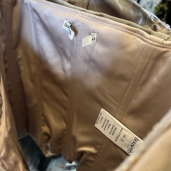 HOUSE OF CB 'Petunia' Light Lavender Embroidered Corset NWOT - Picture 10 of 10